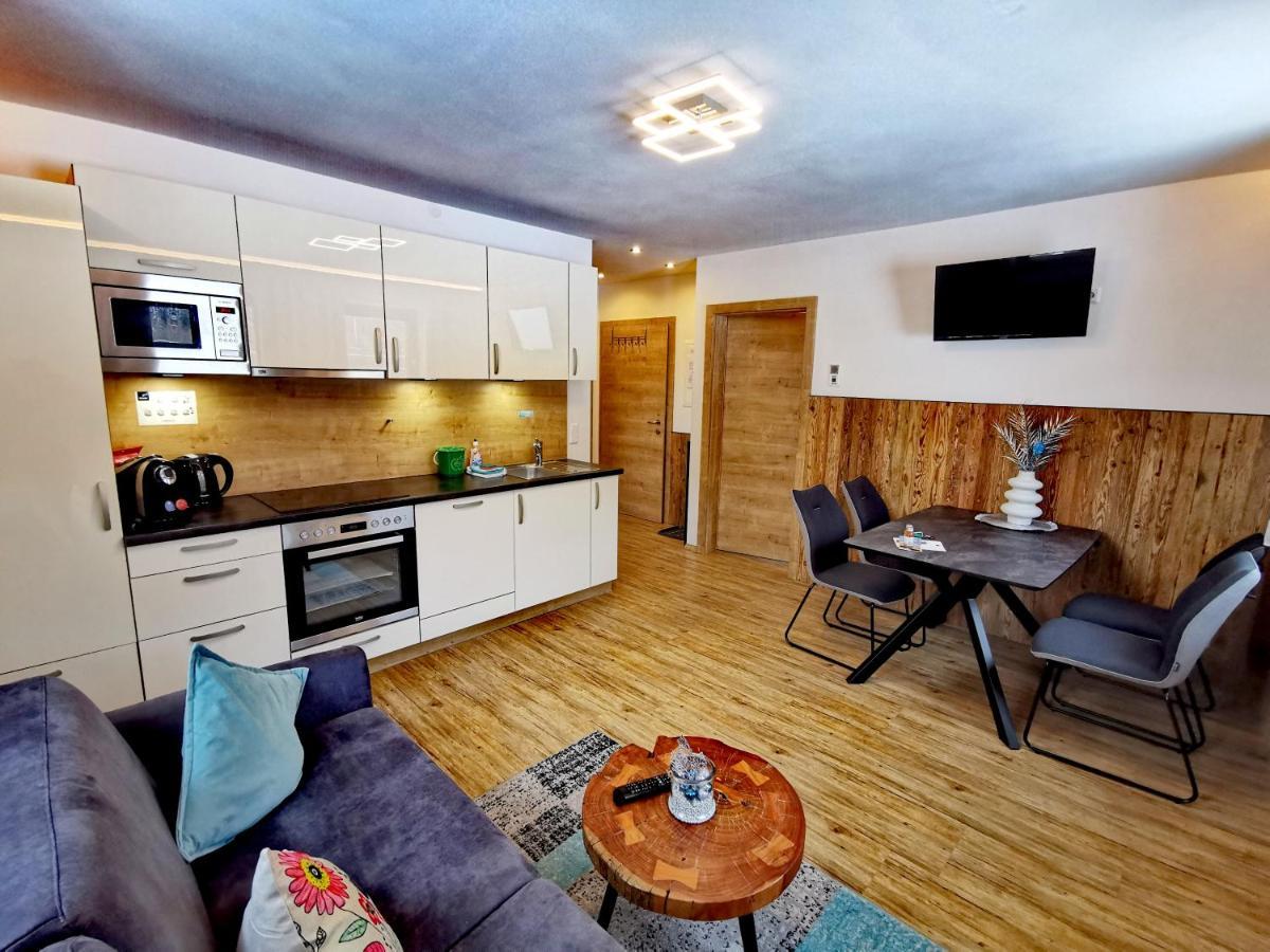 Apartment Haus Dirol *