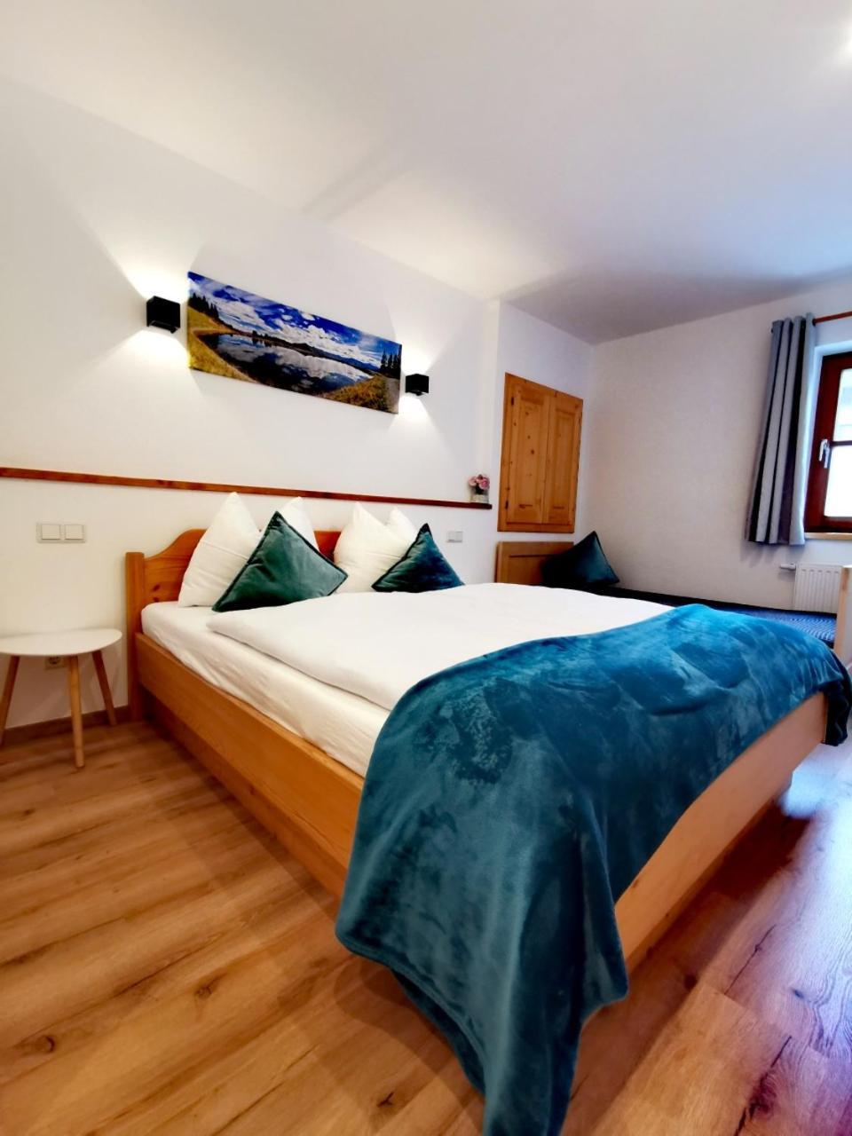 Haus Dirol Apartment